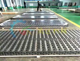 焊接工裝臺  工作臺  機(jī)器人柔性焊接平臺